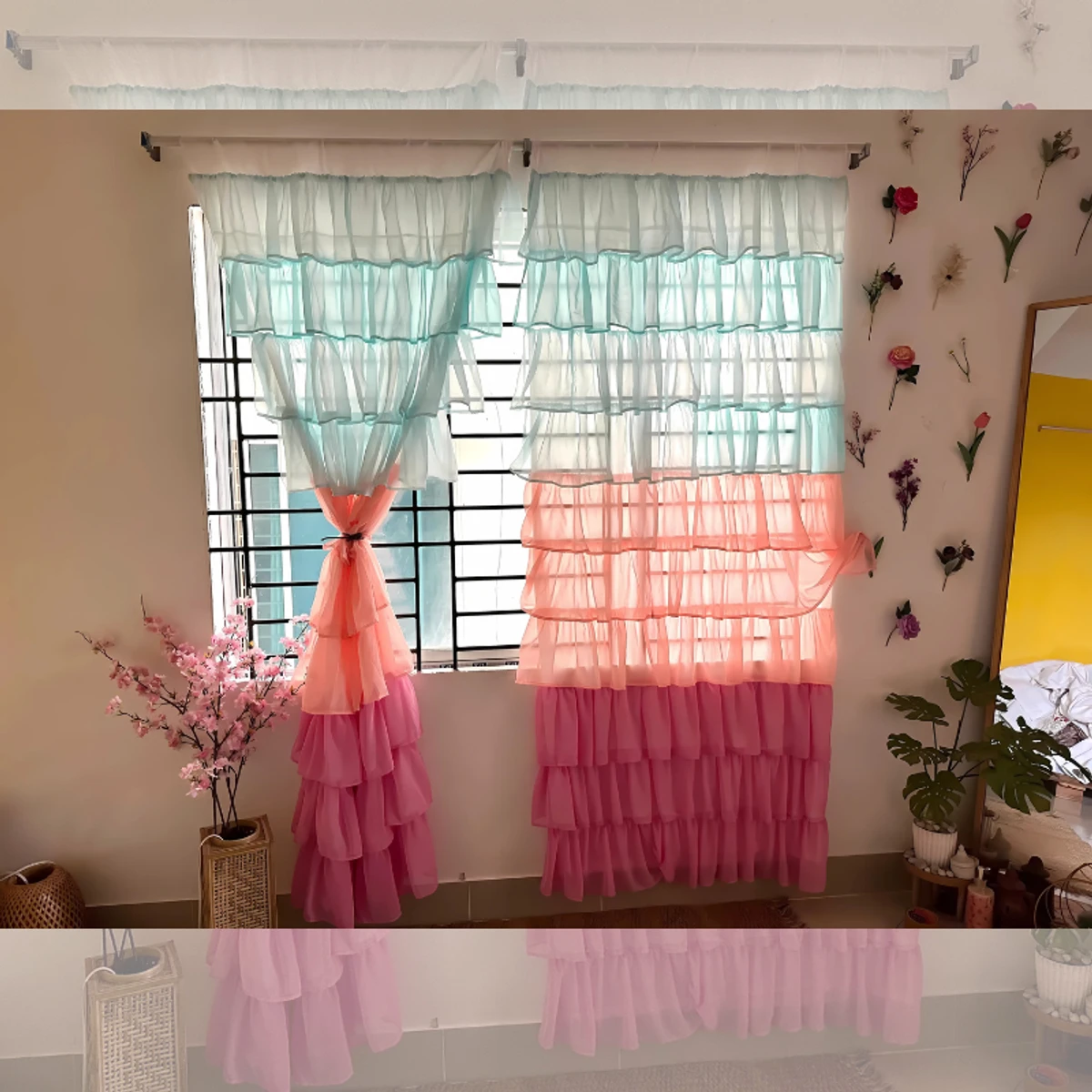 Ruffle Curtain code : RC02